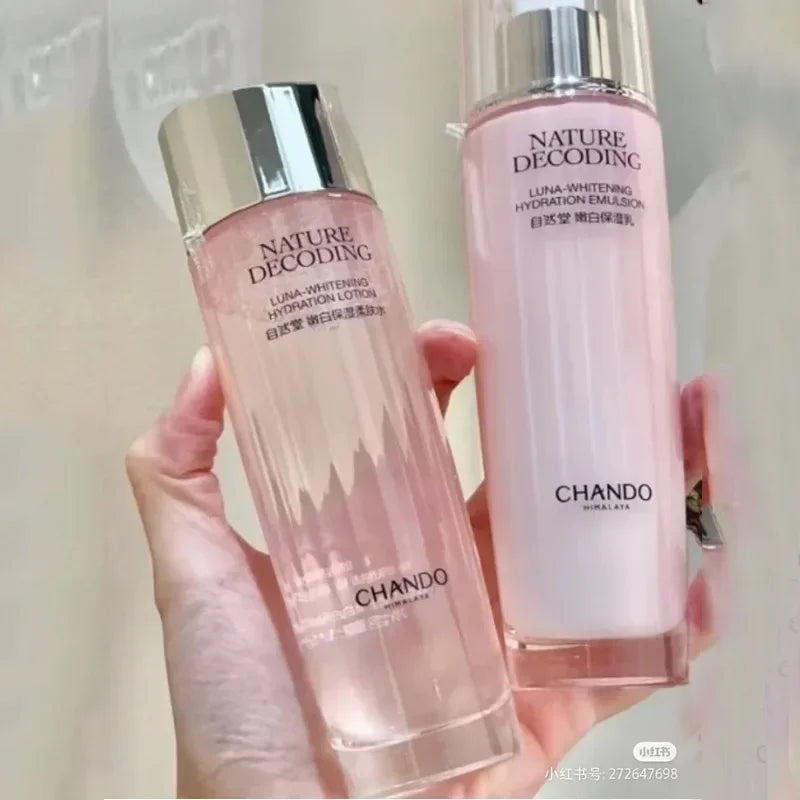 CHANDO whitening moisturizing skincare set with cleansers and creams, displayed in a sleek white and gold packaging.