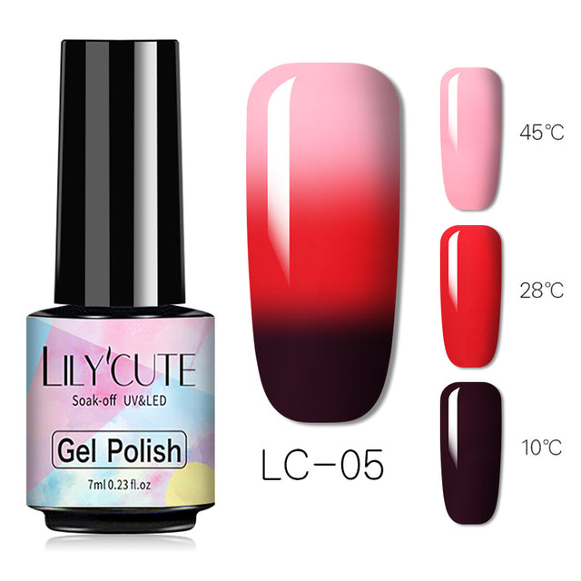 Cashymart color-changing thermal gel nail polish showing a gradient shift in color on natural nails.