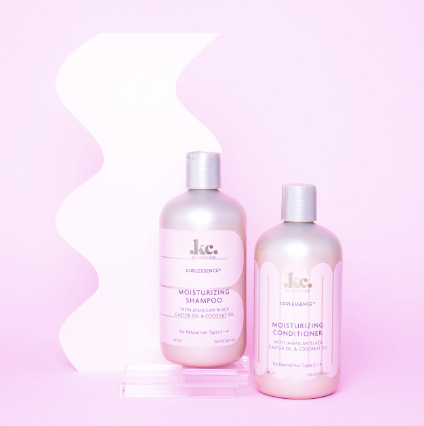 KeraCare Curlessence Moisturising Shampoo 350ml bottle with label, designed for curly hair hydration and gentle cleansing.